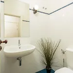 Youropo - Flores Daire Porto