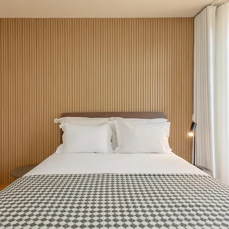 Youropo - Flores Porto